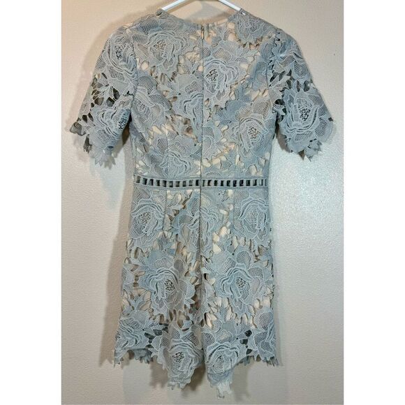 ASTR The Label Short Sleeve V-Neck Lace Short Romper Women's XS - Picture 4 of 10